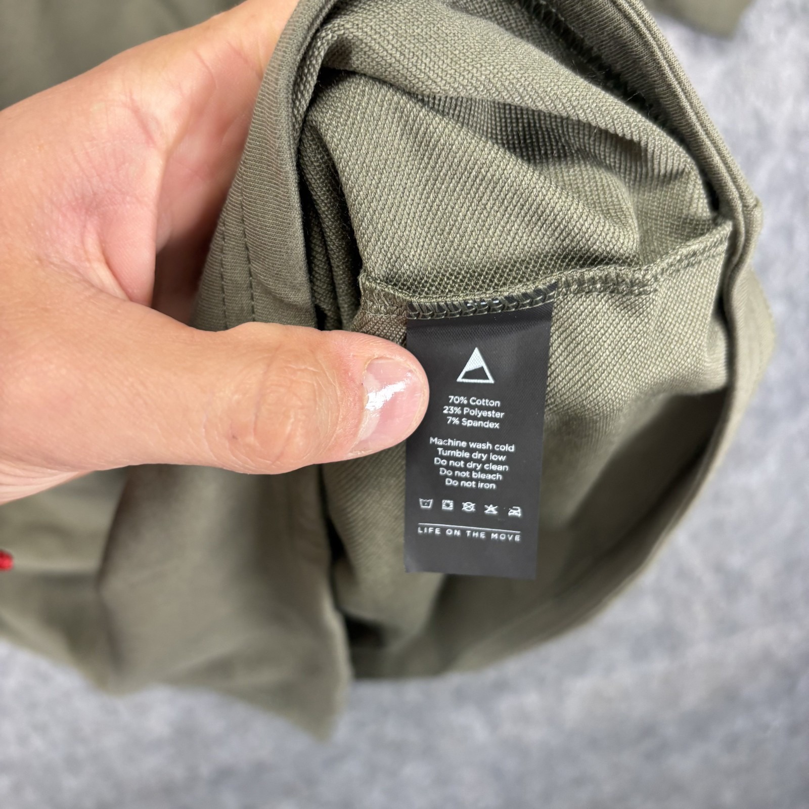 Nomatic Outset T-Shirt Men's Xl Olive Green Short Sleeve 4-Way Stretch New — image 6 of 7